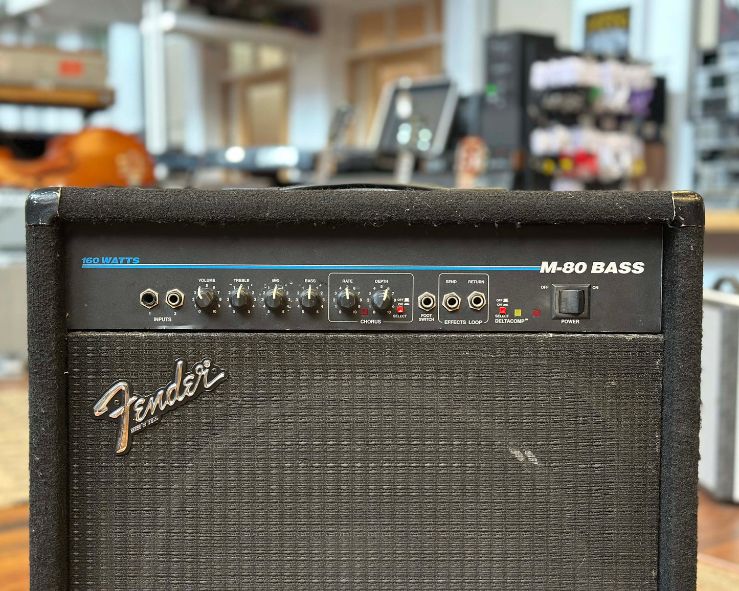 Fender M-80