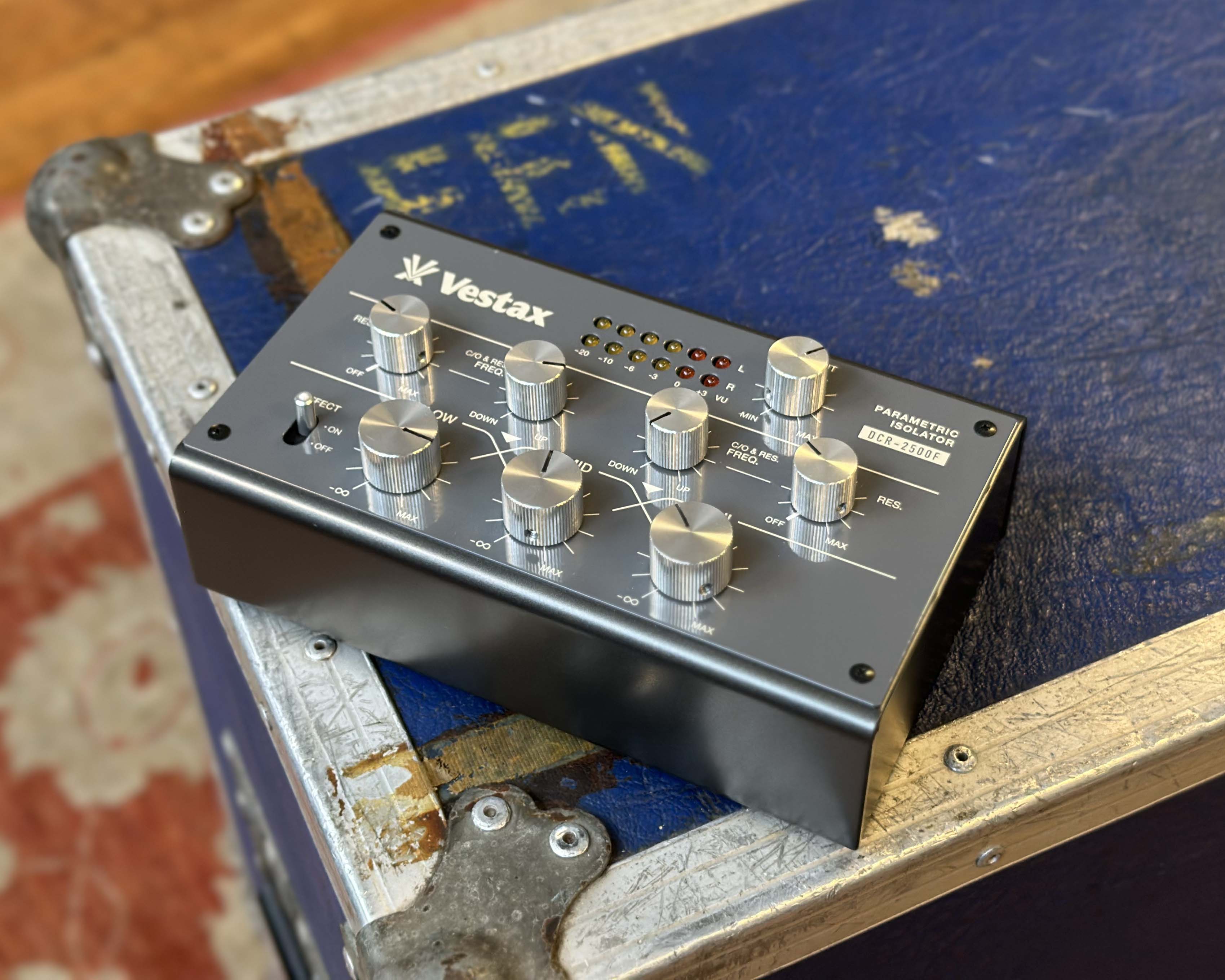 Vestax DCR-2500F – Found Sound