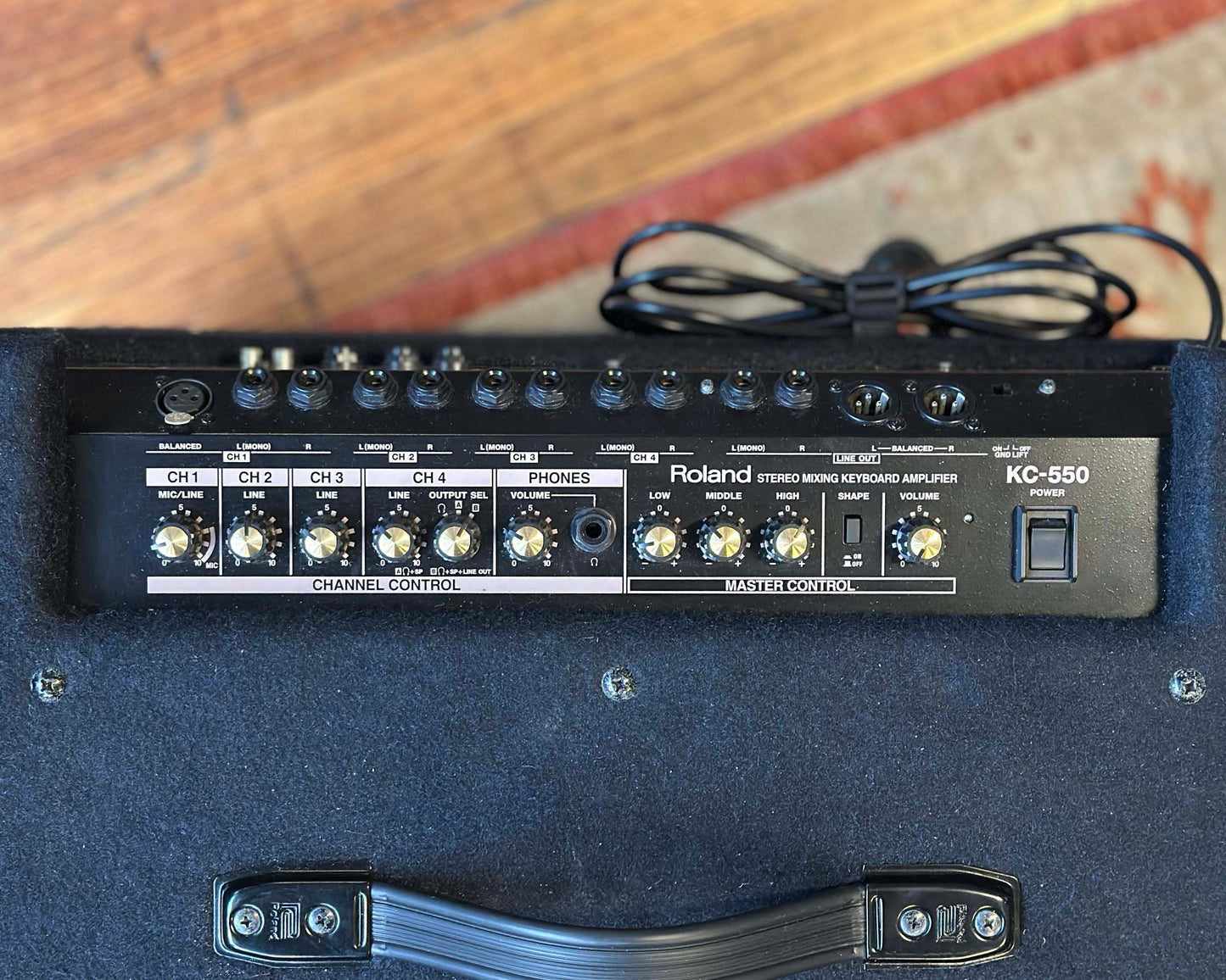 Roland KC-550 180 Watt 4-Channel Mixing Keyboard Amplifier
