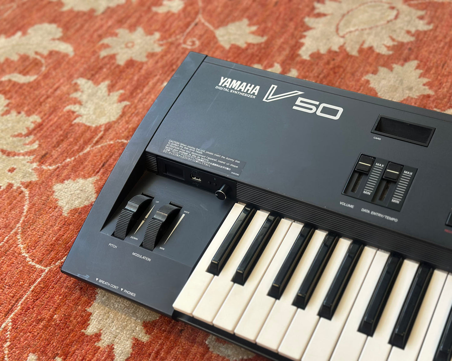 YAMAHA V50 4-Operator Digital FM Synthesizer Workstation