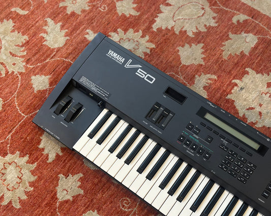 YAMAHA V50 4-Operator Digital FM Synthesizer Workstation