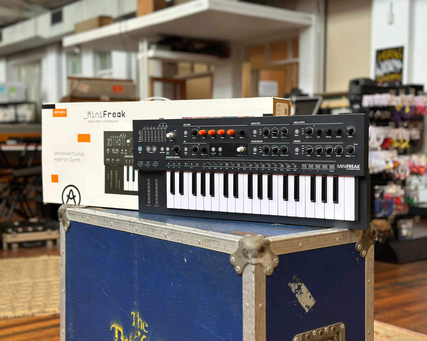 Arturia MiniFreak 37 Key Six Voice Polyphonic Hybrid Synthesizer