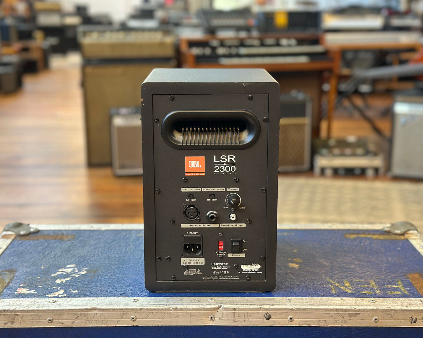 JBL Single LSR 2300
