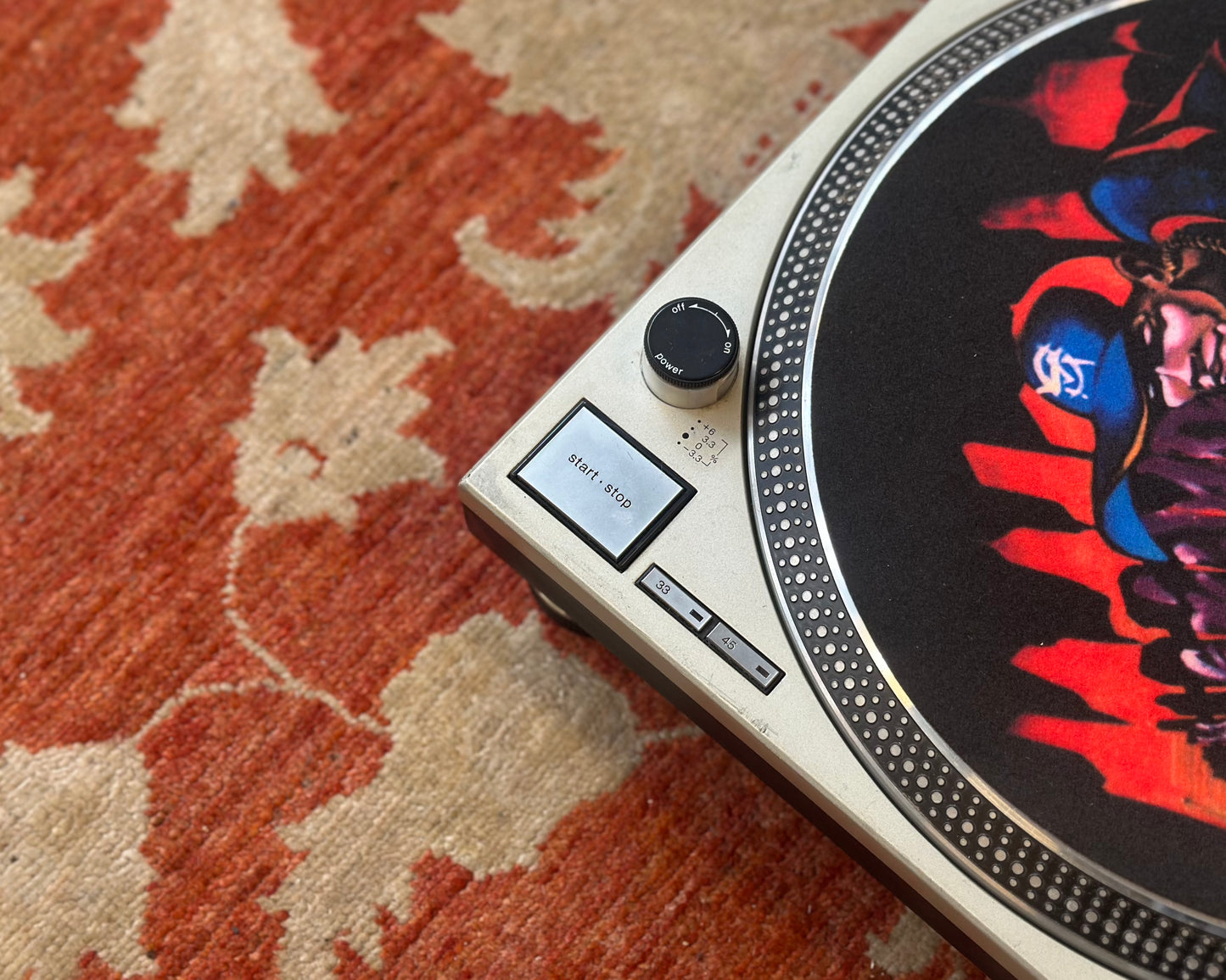 Technics SL-1200 MK2 Quartz Direct Drive DJ Turntable