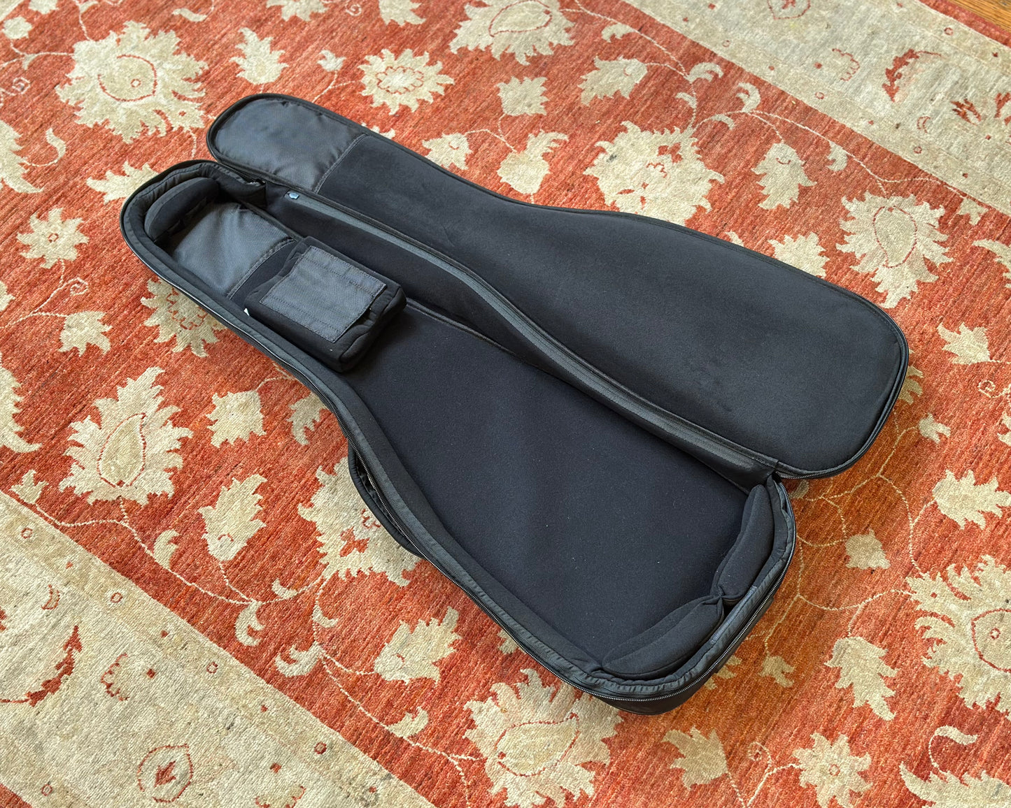 Suhr Deluxe Padded Gig Bag