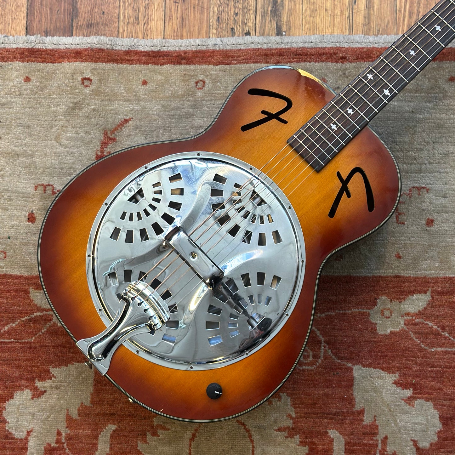 Fender FR-50 Resonator