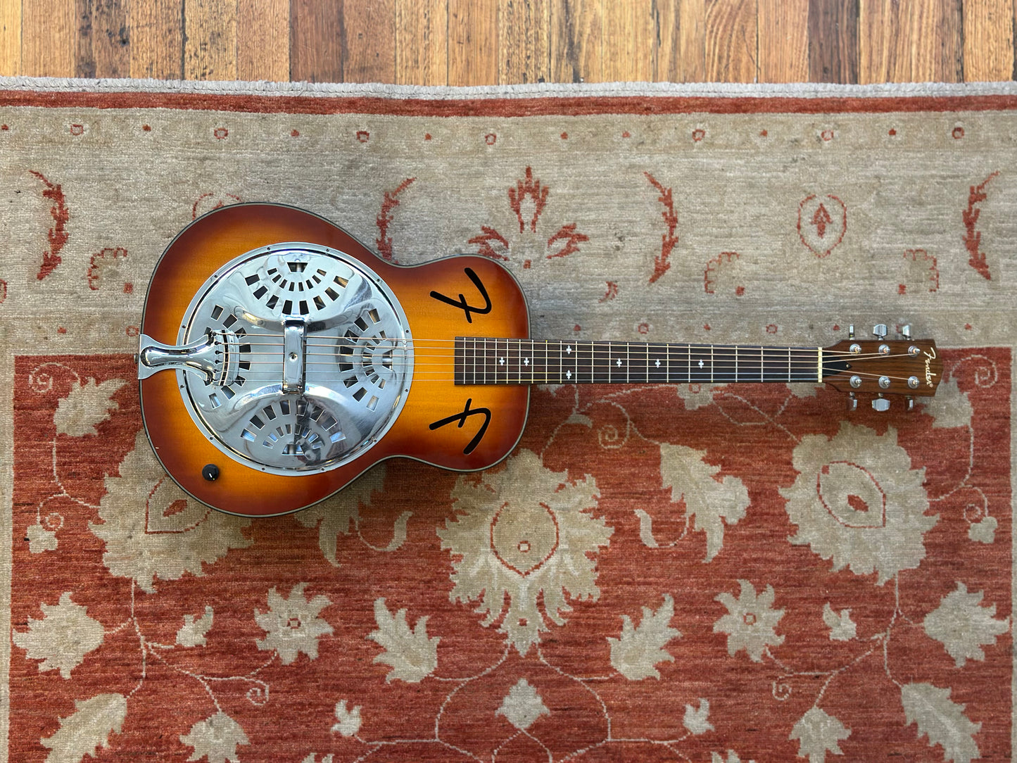 Fender FR-50 Resonator