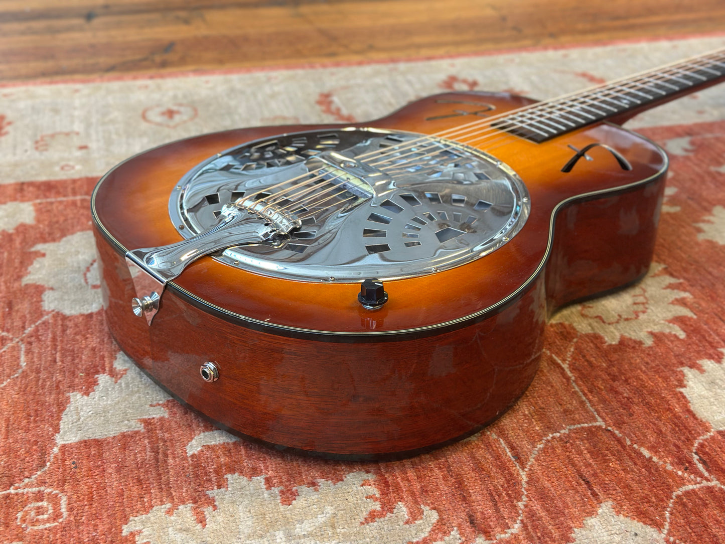 Fender FR-50 Resonator