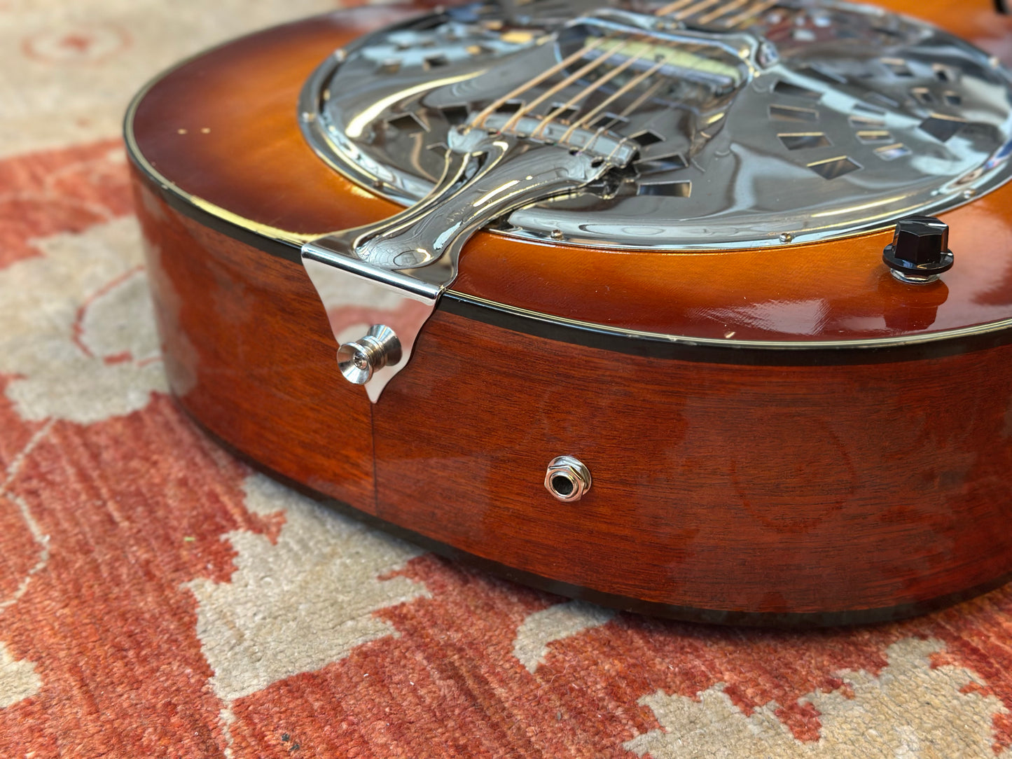 Fender FR-50 Resonator