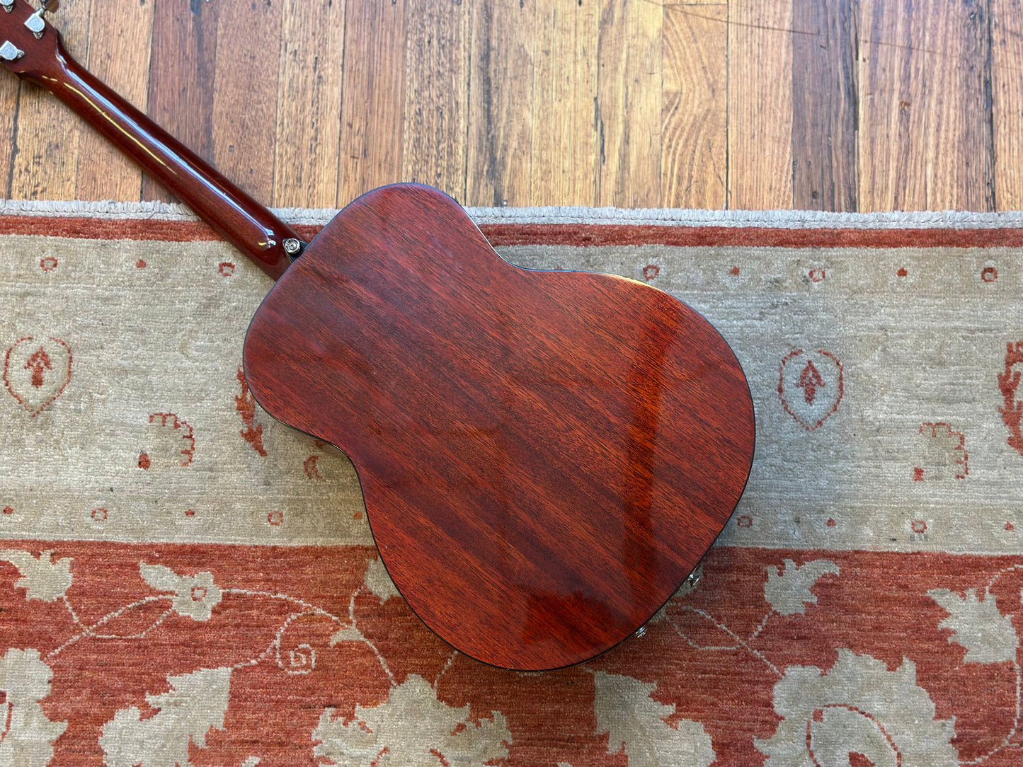 Fender FR-50 Resonator
