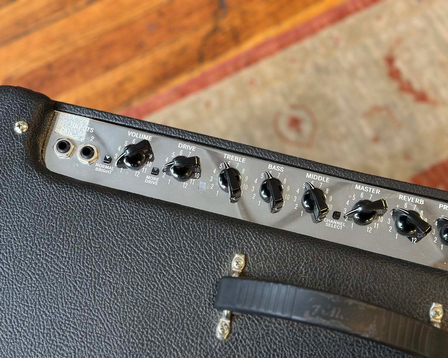 Fender Hot Rod DeVille 212 60 Watt 2x12" Guitar Amplifier w/Spring Reverb