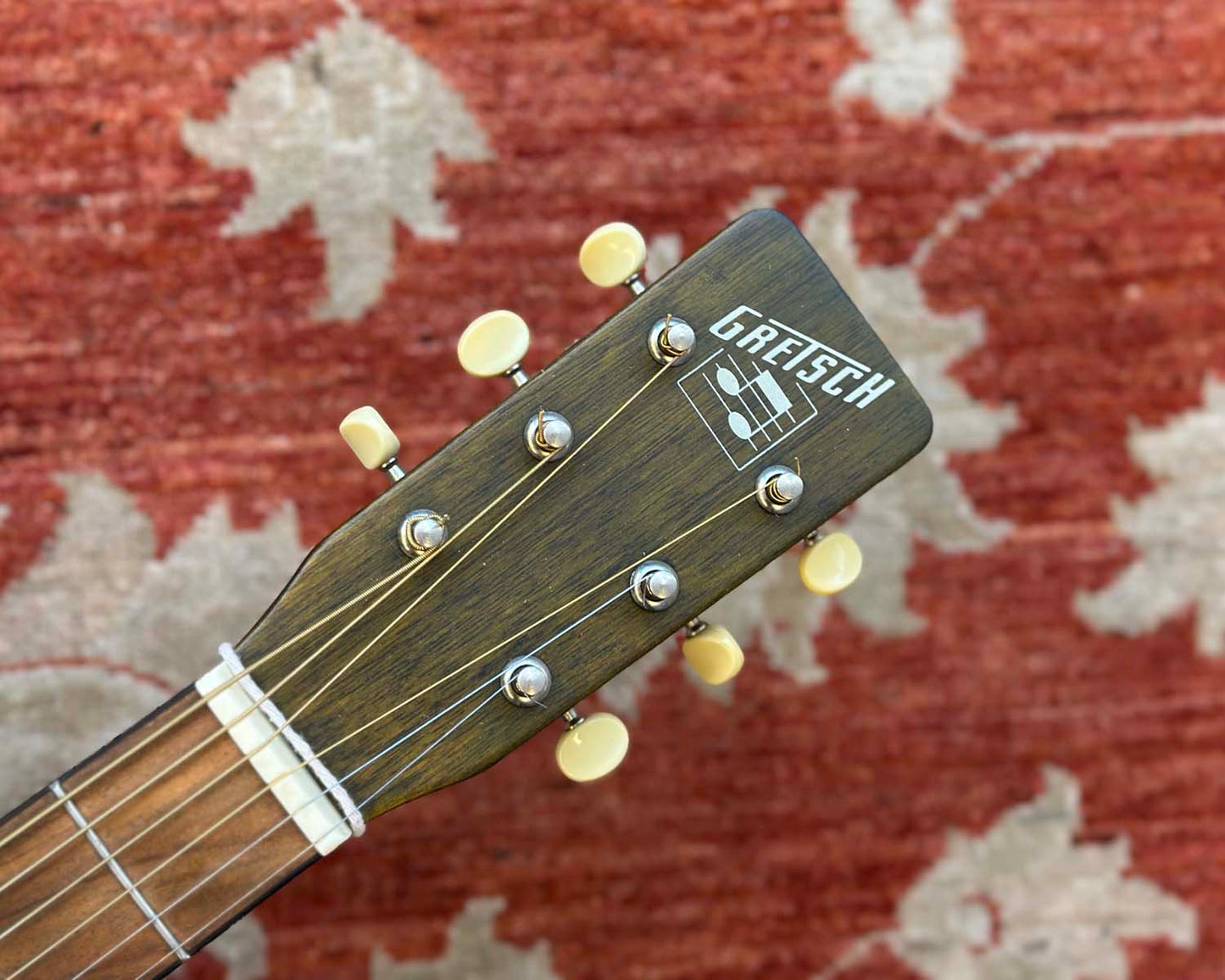 Gretsch G4520 Americana Series Limited-Edition Way Out West 3/4 Acoustic Guitar