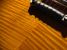 Load image into Gallery viewer, &#39;04 Gibson Les Paul Standard - AA Top w/ OHSC - Loaded with Burstbucker Pro
