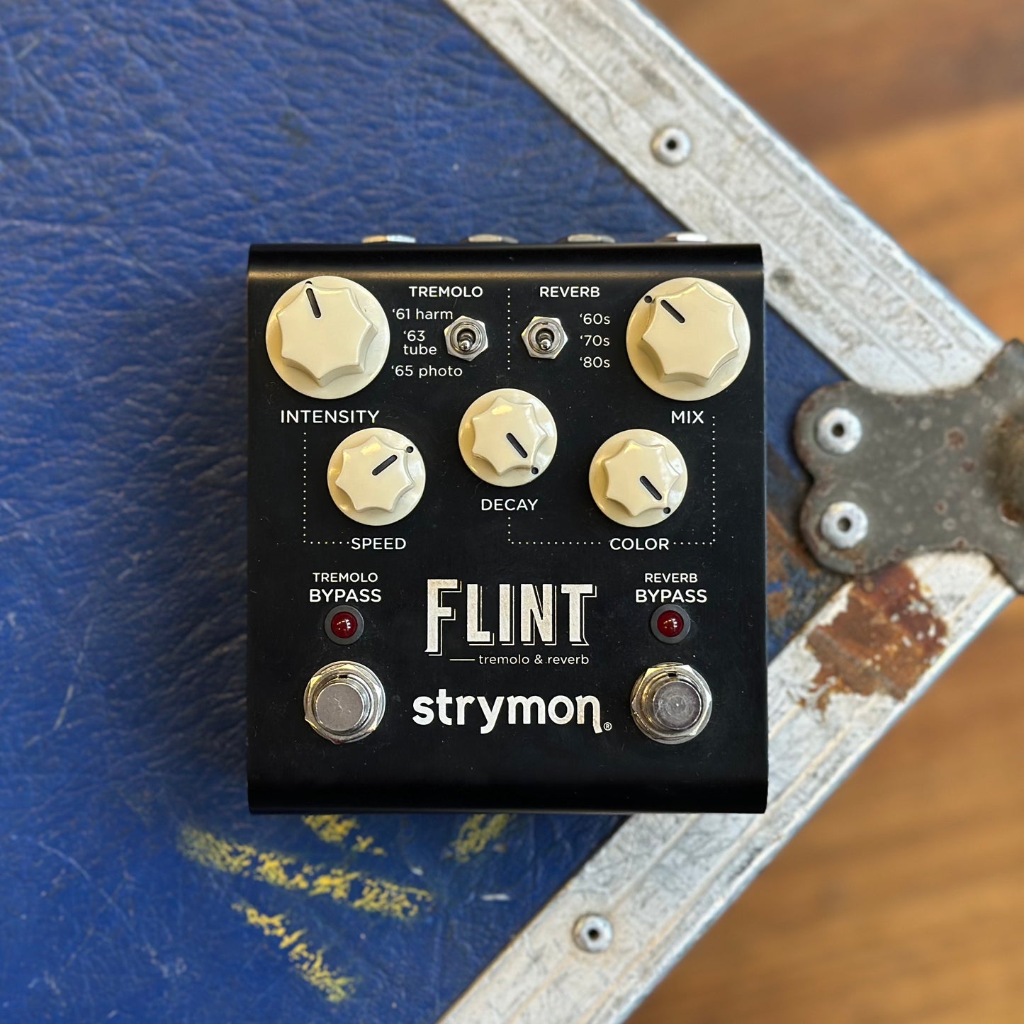 Strymon Flint Tremolo & Reverb