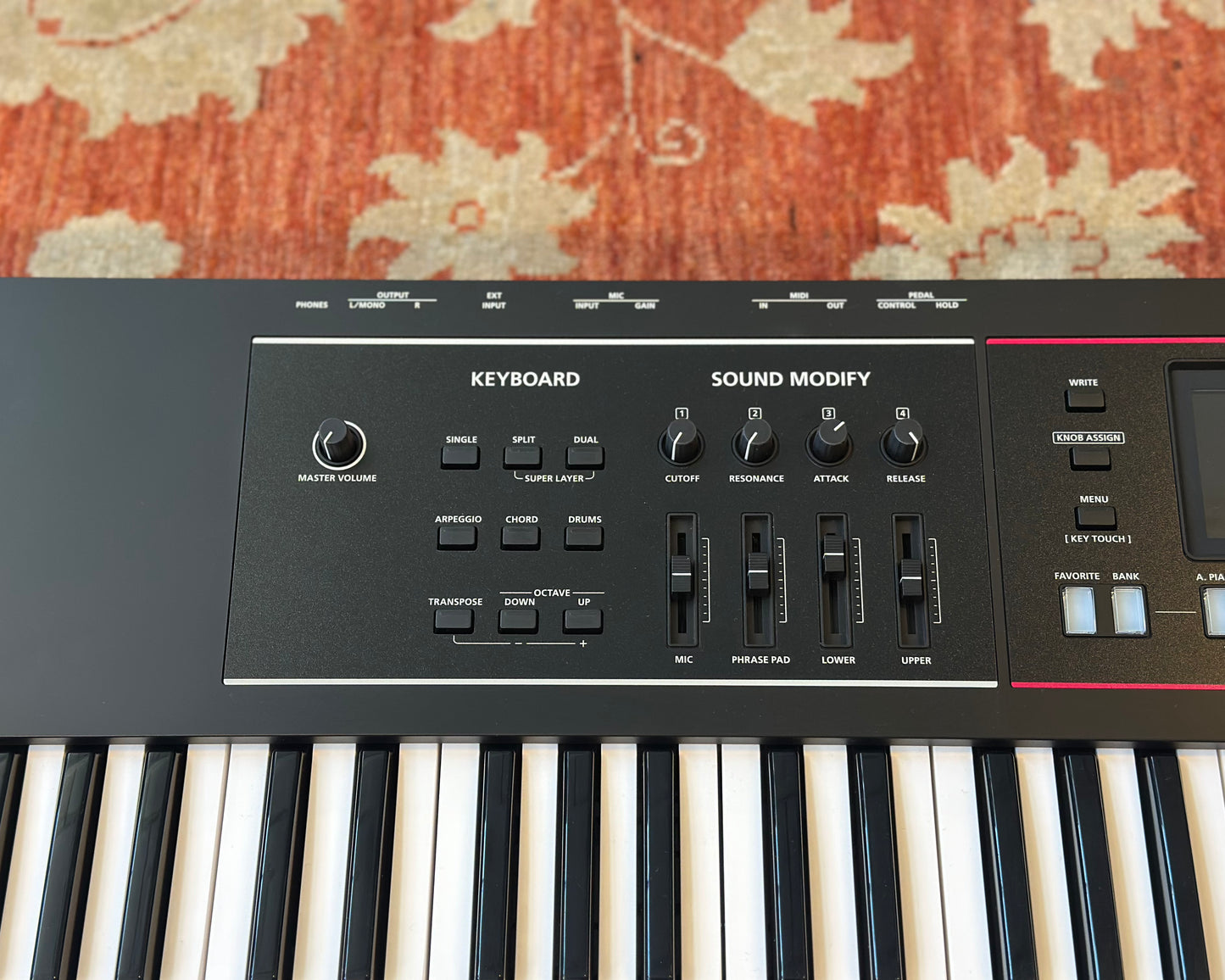 Roland Juno-D7 76-Key Synthesiser