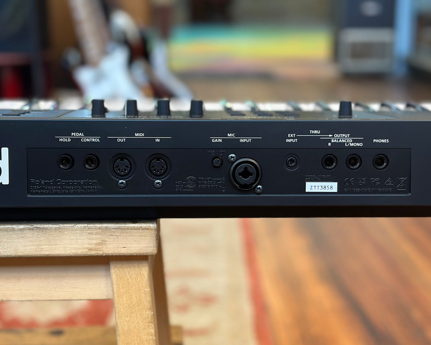 Roland Juno-D7 76-Key Synthesiser