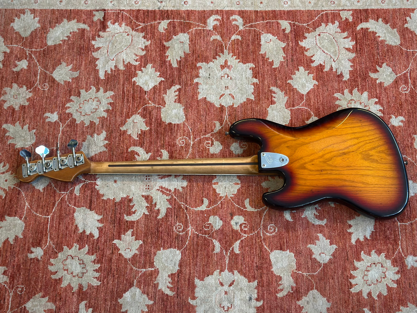 1976 Fender Jazz Bass - Sunburst - 4.6kg