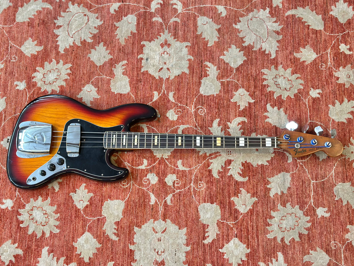 1976 Fender Jazz Bass - Sunburst - 4.6kg