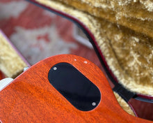 Load image into Gallery viewer, 2013 FSR Gretsch 6128T Duo Jet w/ OHSC (Non-Chambered 4.62kg)
