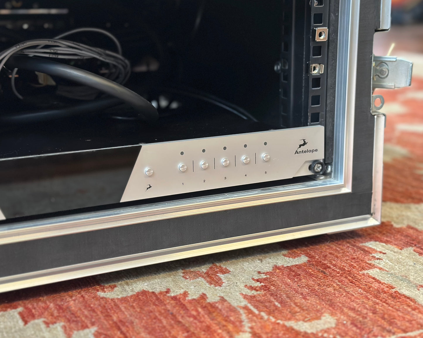 Antelope Orion 32 AD/DA Converter