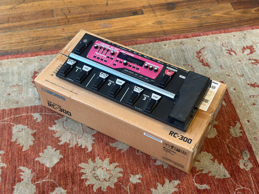 BOSS RC-300 Loop Station