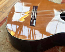 Load image into Gallery viewer, Katoh 101/MCG-50CEQ Classical Guitar
