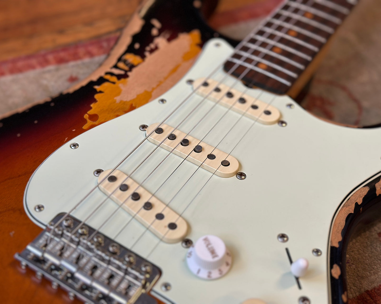 Fender Mike McCready Stratocaster - 3-Colour Sunburst w/ OHSC