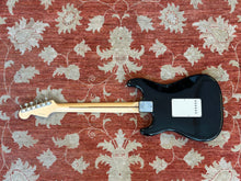 Load image into Gallery viewer, Fender Eric Clapton Stratocaster &quot;Blackie&quot;
