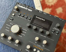 Load image into Gallery viewer, Elektron Analog Heat Stereo Distortion &amp; Multi-Mode Filter
