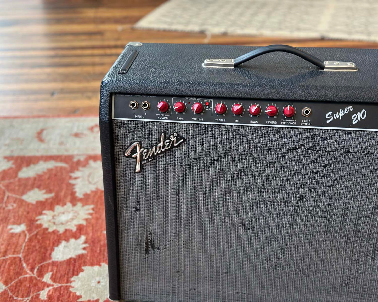 Early '90s Fender Super 210 60W 2-Channel Combo - Made in USA