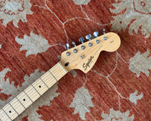 Load image into Gallery viewer, Fender Squier Affinity Series Stratocaster - Black
