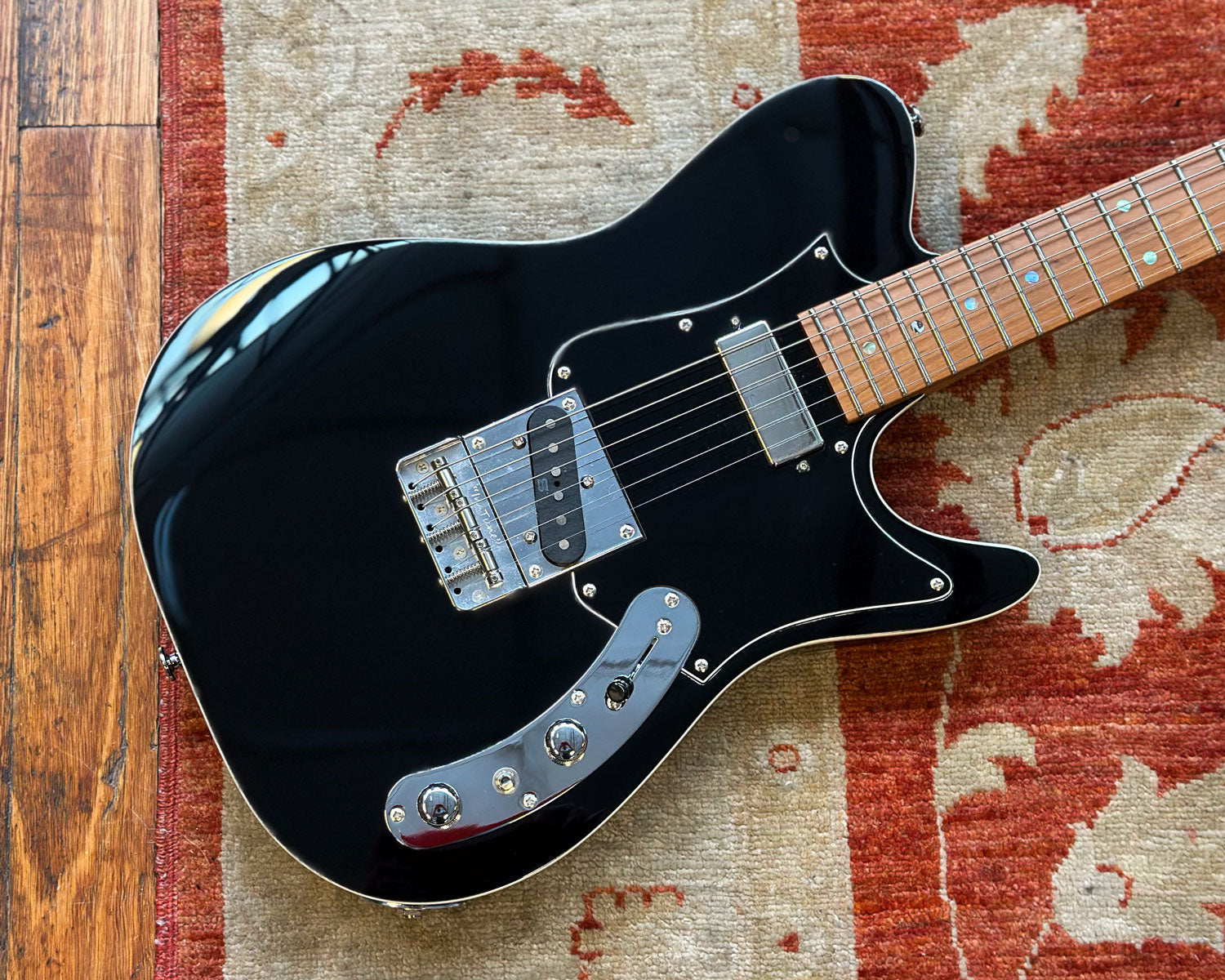 Ibanez AZS2209B Prestige MIJ Black 