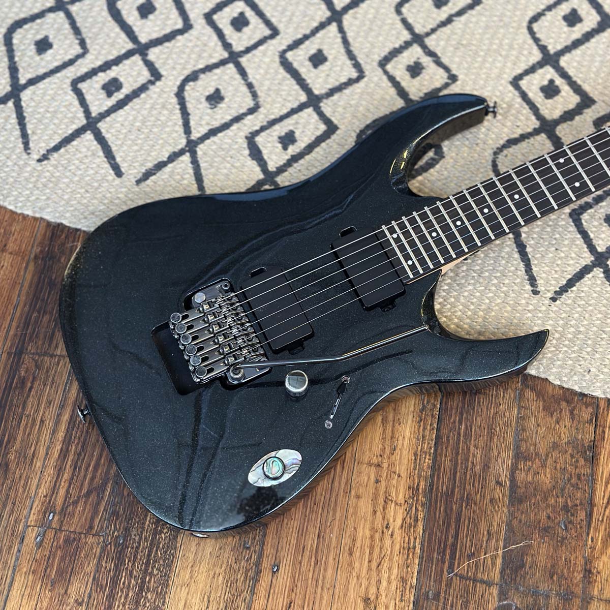 Ibanez RGA220Z Prestige