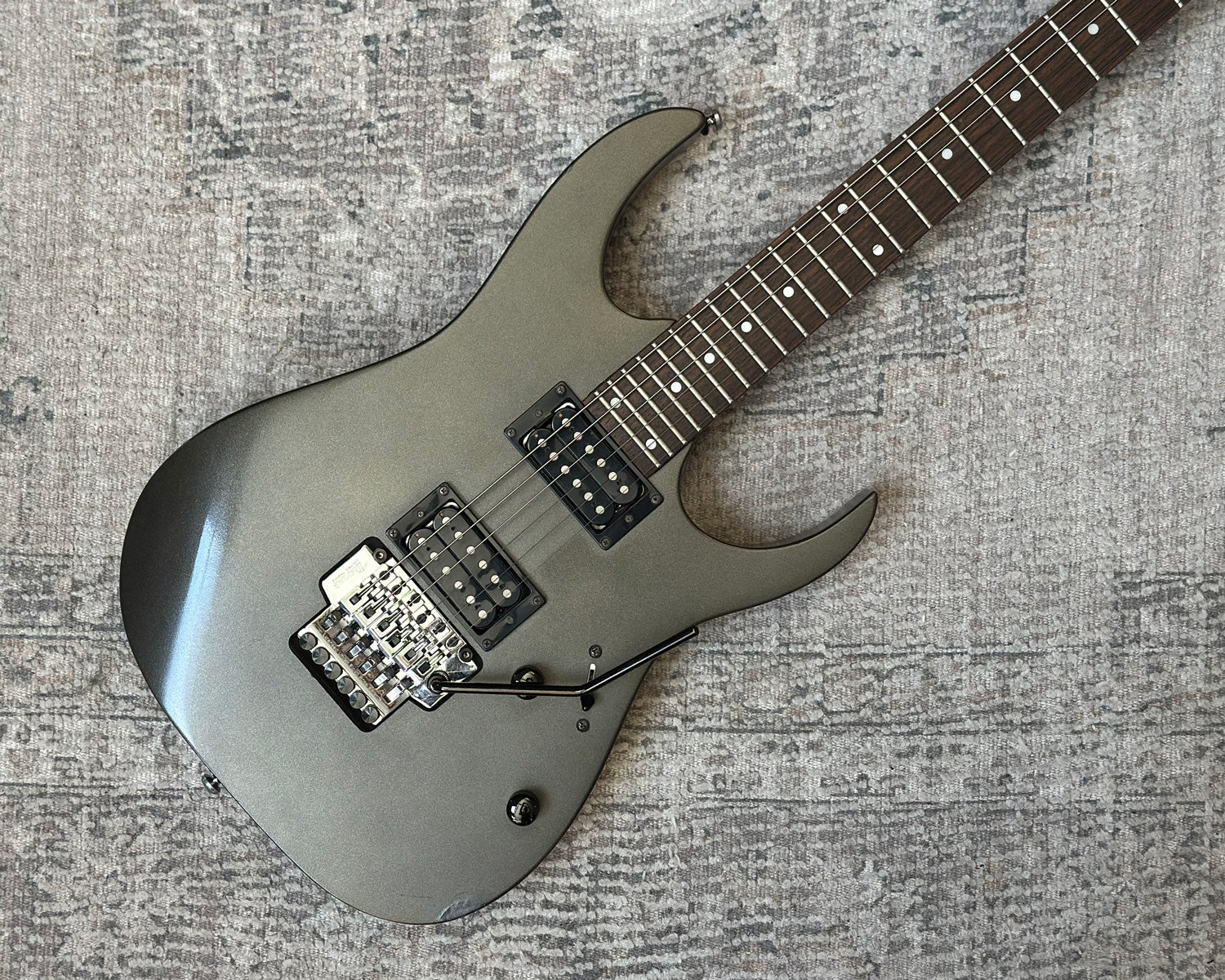 5150 Ibanez RG320B RG320B | Ibanez Wiki | Fandom