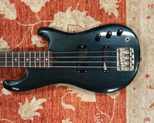 Load image into Gallery viewer, Ibanez Roadstar II Bass
