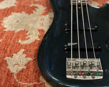 Load image into Gallery viewer, Ibanez Roadstar II Bass

