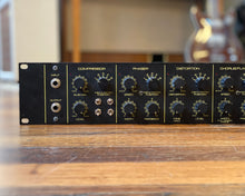 Load image into Gallery viewer, Ibanez UE400 Multi Effects
