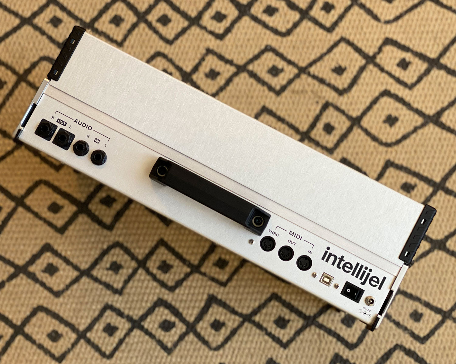 Intellijel 7U Performance Case 2x3U & 1x1U 84HP - Silver (w