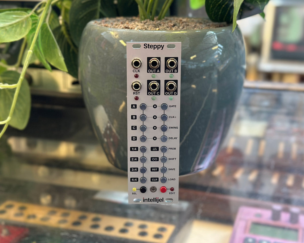 Intellijel Steppy 3U
