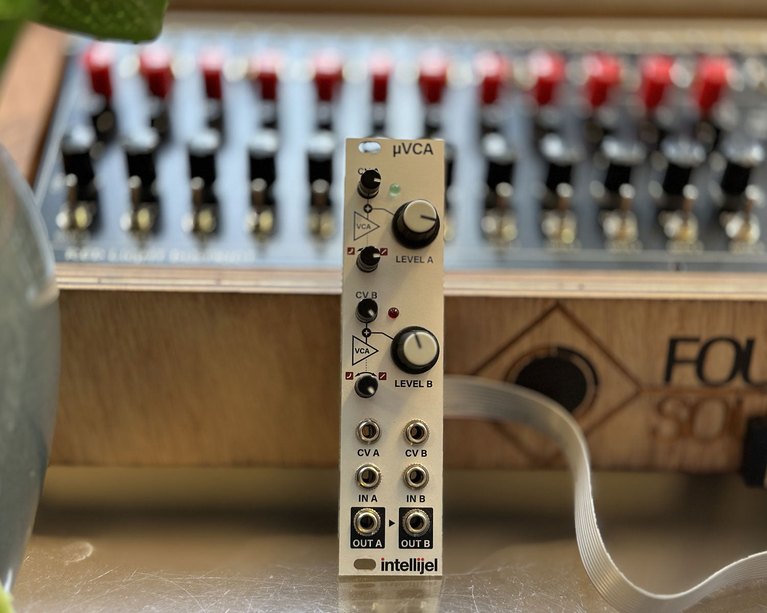 Intellijel uVCA II – Found Sound