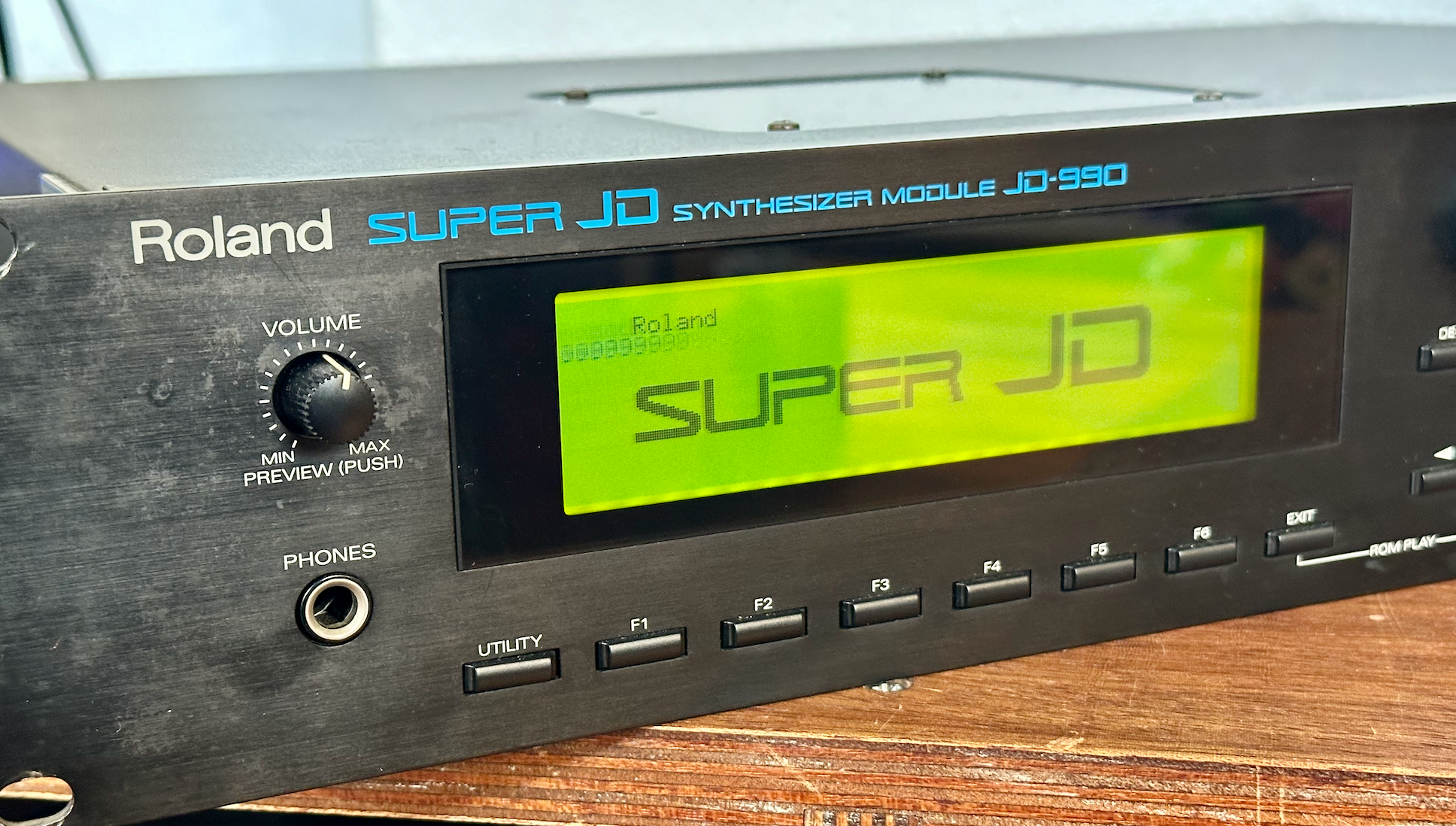 Roland JD-990 Super JD Synthesizer Module – Found Sound