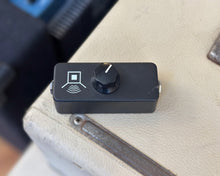 Load image into Gallery viewer, JHS Pedals Little Black Amp Box
