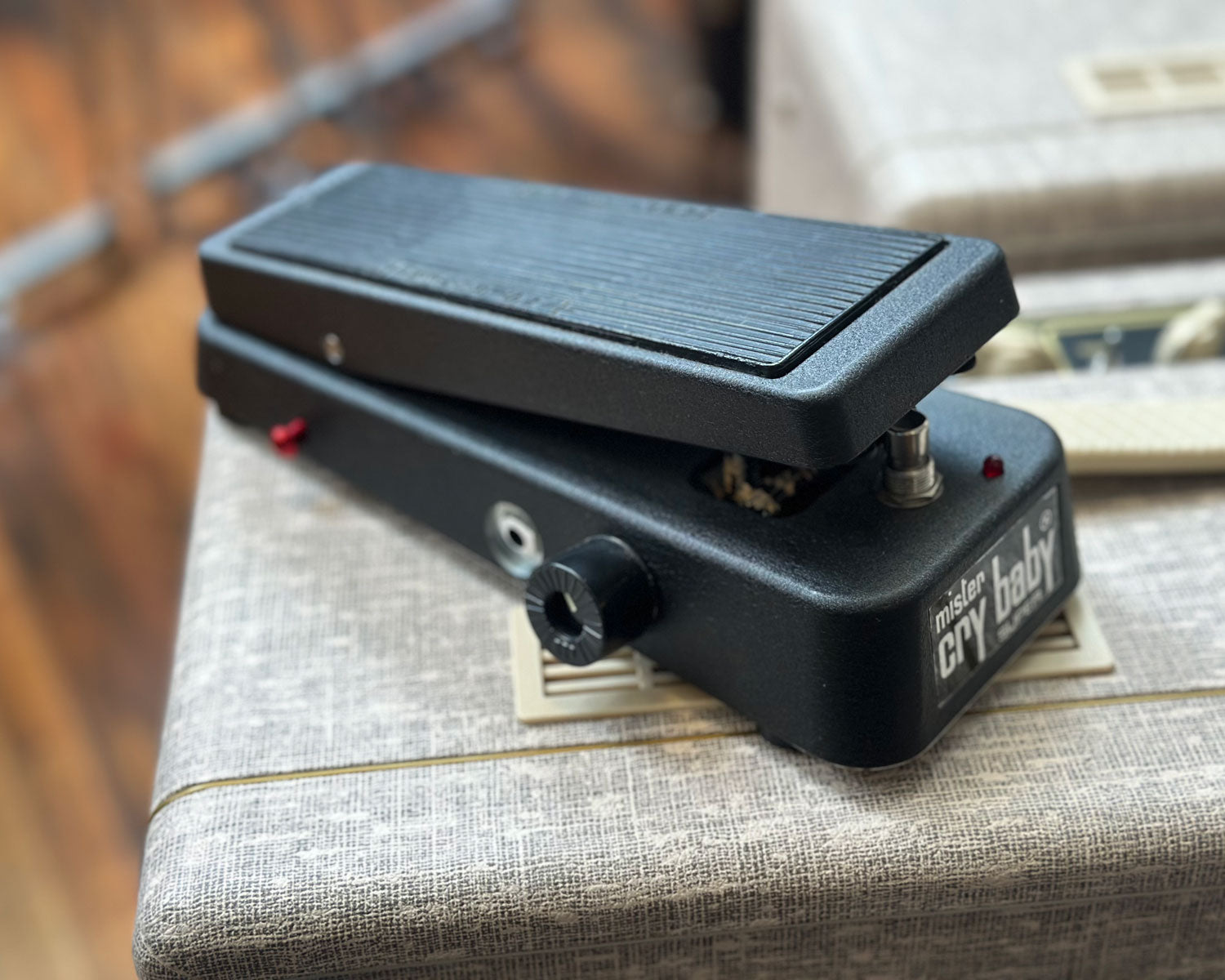 Jim Dunlop EW-95V Mister Crybaby Volume Wah – Found Sound