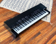Load image into Gallery viewer, KAWAI MP11SE Stage Piano
