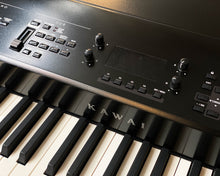 Load image into Gallery viewer, KAWAI MP11SE Stage Piano
