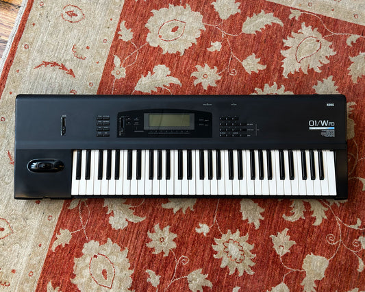 KORG 01/W FD Workstation
