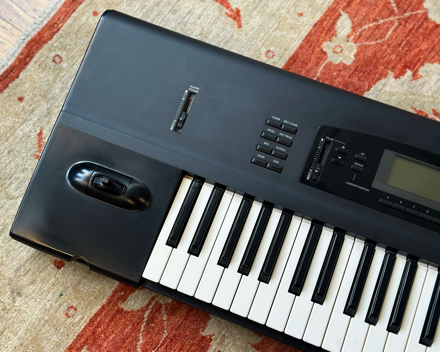 KORG 01/W FD Workstation – Found Sound