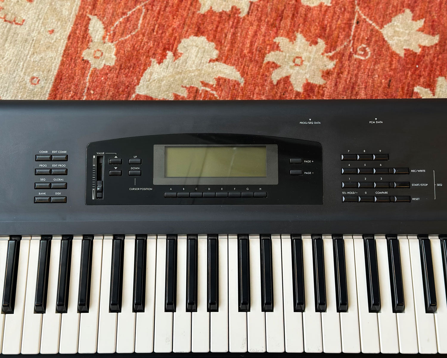 KORG シンセサイザー 01/W FD MUSIC WORK STATION Korg 01/W FD Workstation (MT Nov 91)