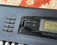 Load image into Gallery viewer, KORG 01/W FD Workstation
