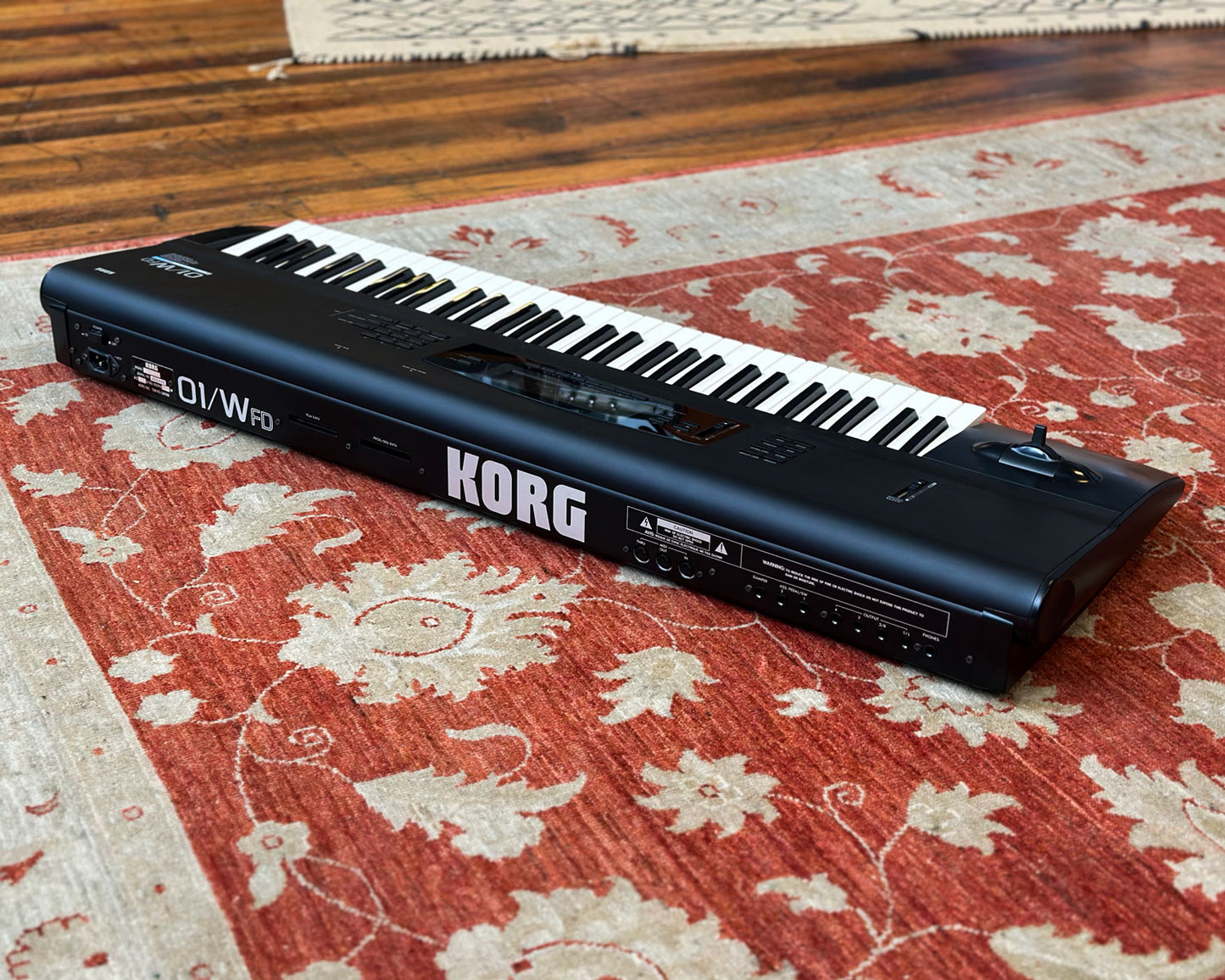 KORG 01/W FD Workstation